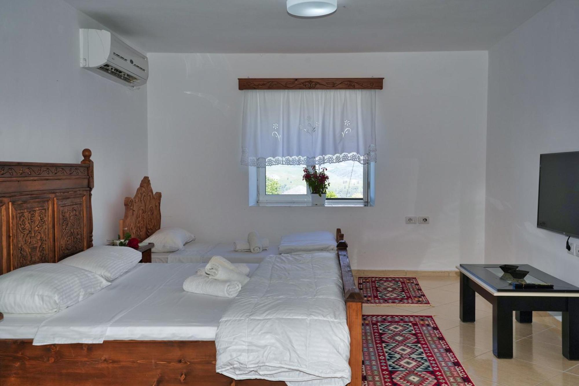 Gjirokastër Guri Guesthouse المظهر الخارجي الصورة