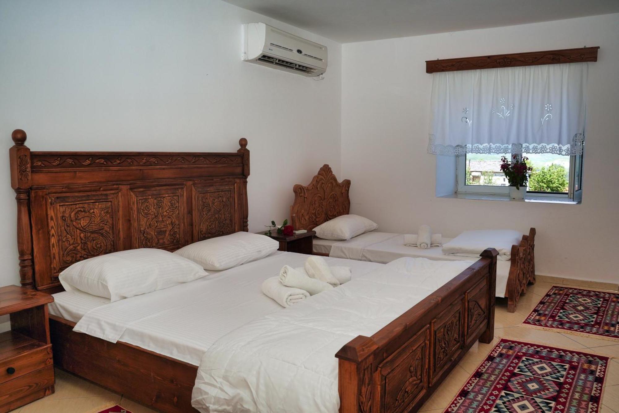 Gjirokastër Guri Guesthouse المظهر الخارجي الصورة