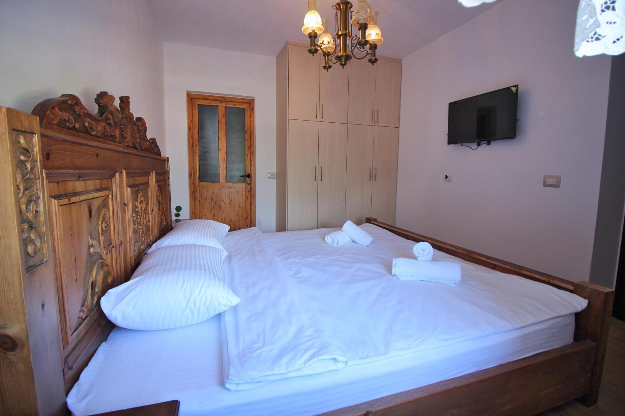 Gjirokastër Guri Guesthouse المظهر الخارجي الصورة